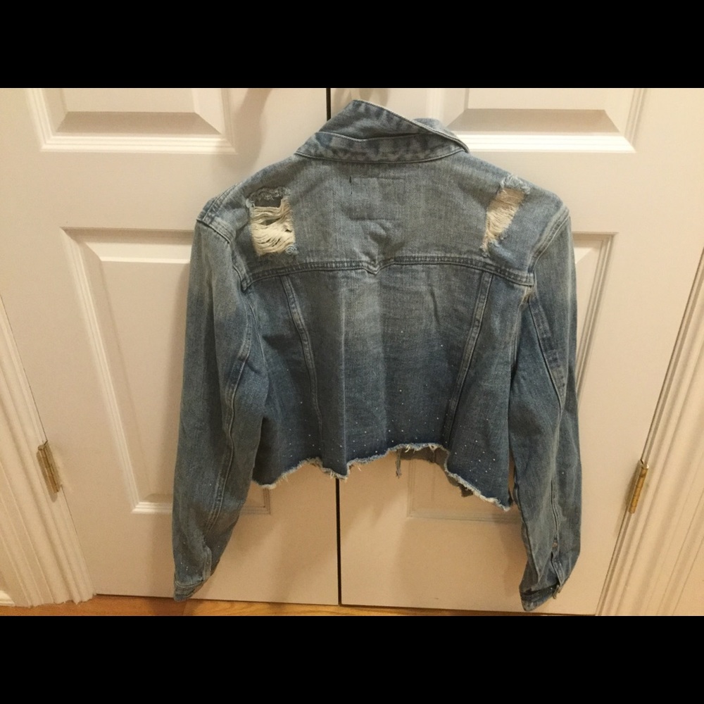 Jean jacket - Picture 2 of 3